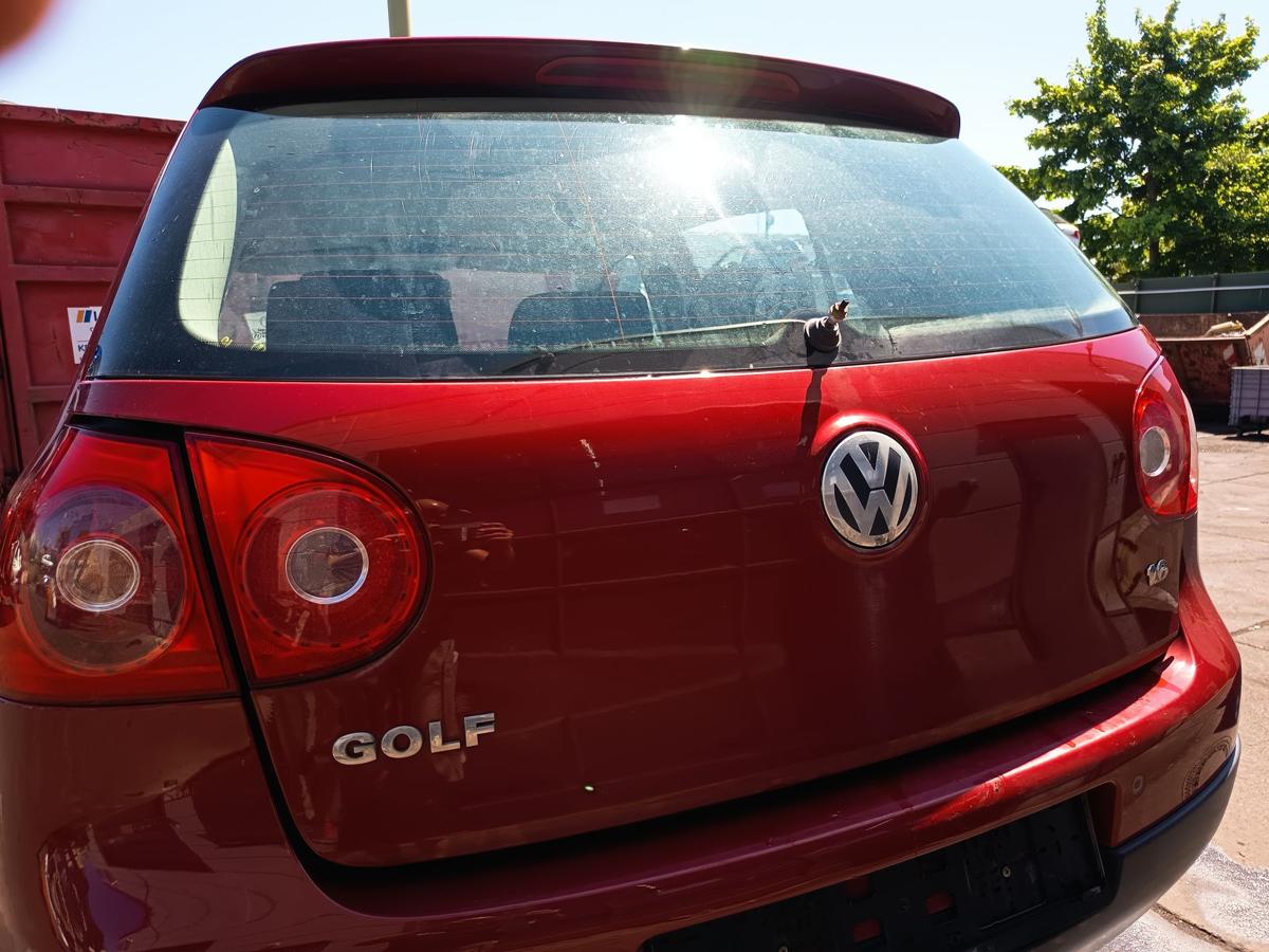 VW Golf V 5 Limo orig Heckklappe mit Scheibe Kofferraum LA3W Red Bj 2004