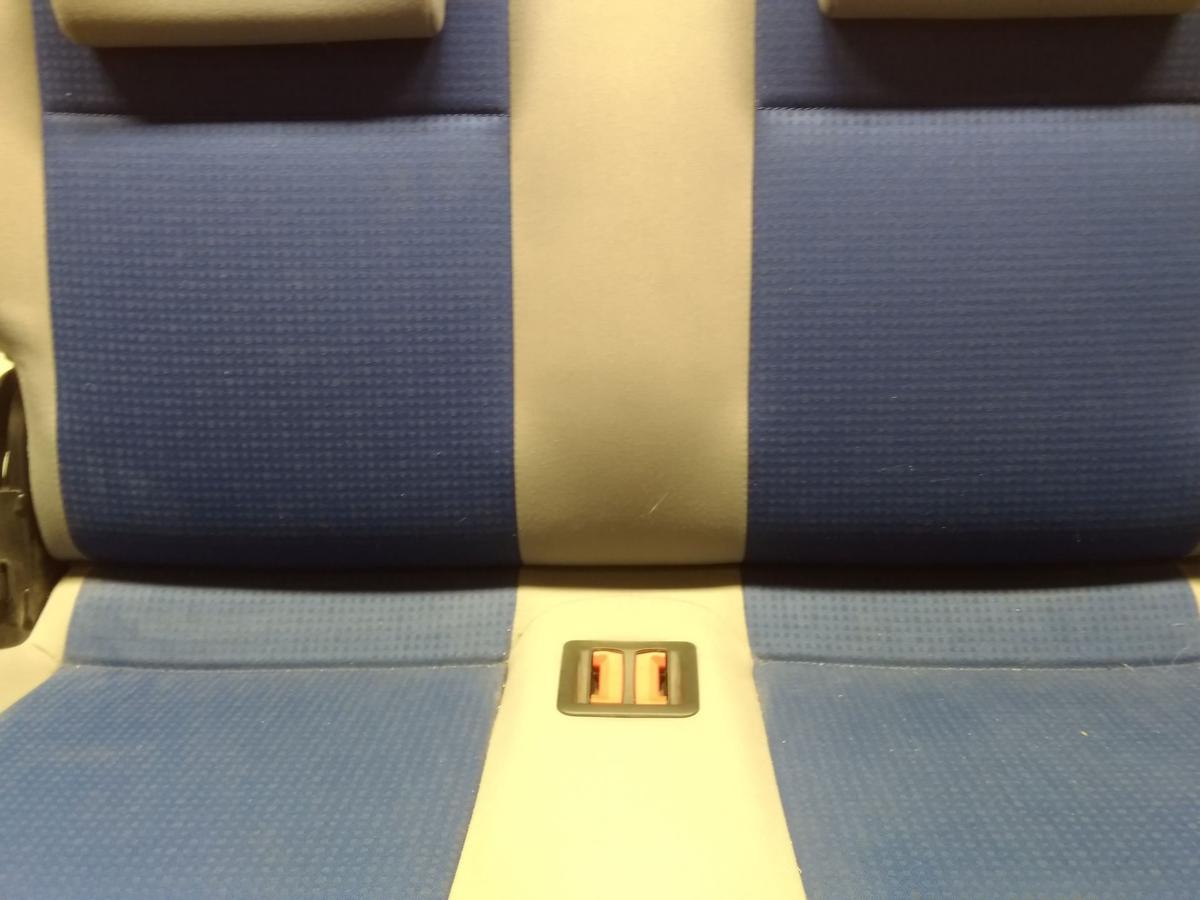 VW Caddy 2K R&uuml;cksitzbank 2er 2. R&uuml;cksitzreihe Kofferraum Bj.2008