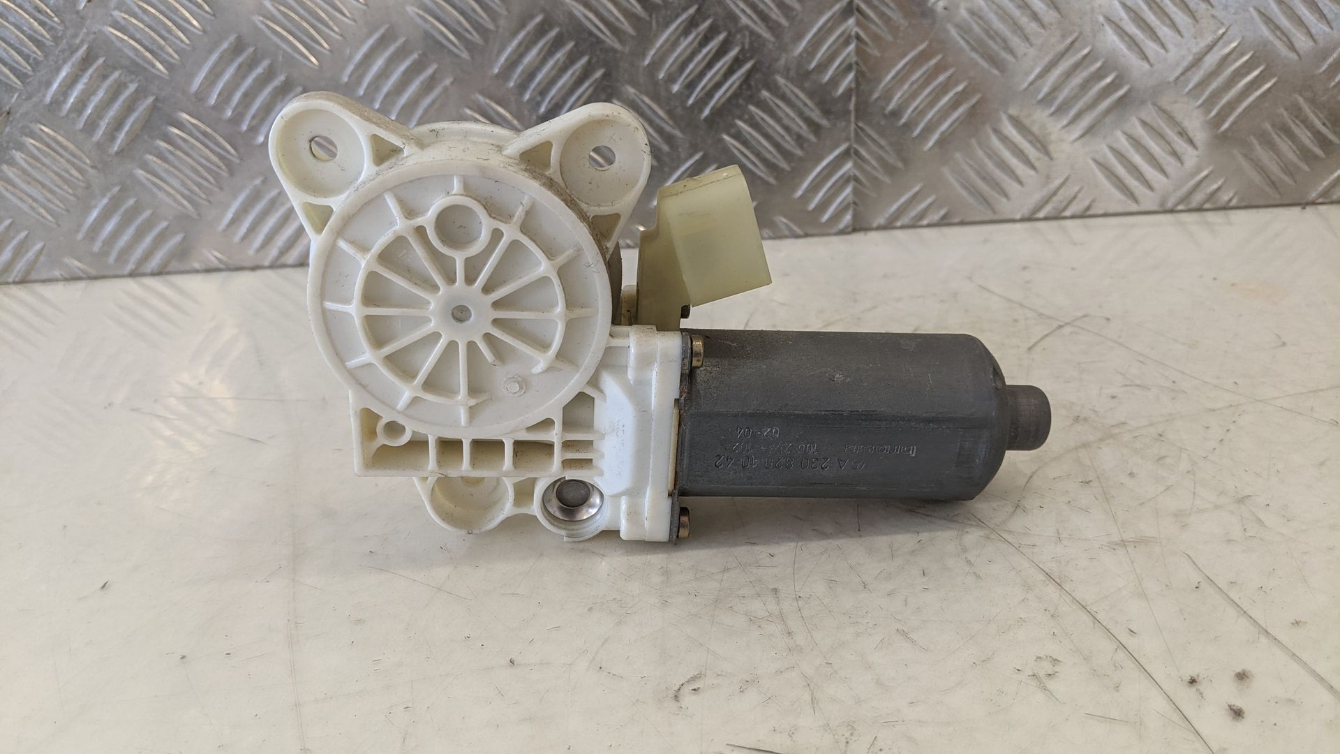 Fensterhebermotor vorn links Hebermotor Scheibenhebermotor Mercedes CLK W209