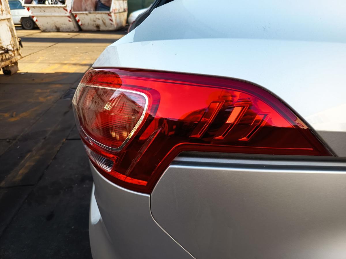 Ford B-Max original R&uuml;ckleuchte rechts au&szlig;en Heckschlusslicht Bj 2013