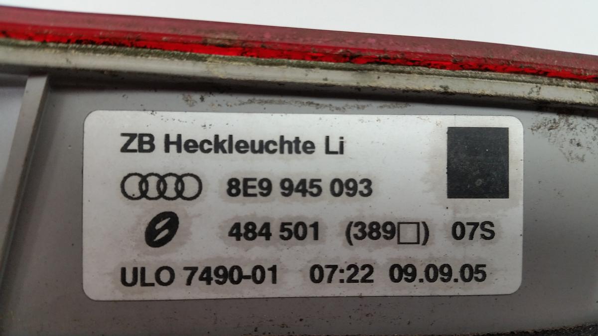 Audi A4 B7 original Rückleuchte innen links in Heckklappe