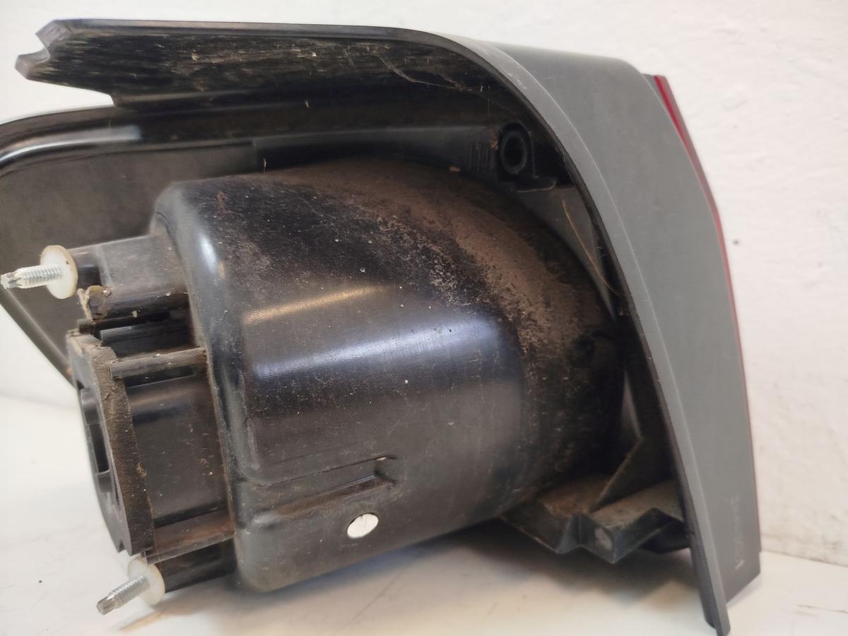 VW Golf Plus 5M R&uuml;ckleuchte au&szlig;en rechts R&uuml;cklicht Leuchte hinten LED