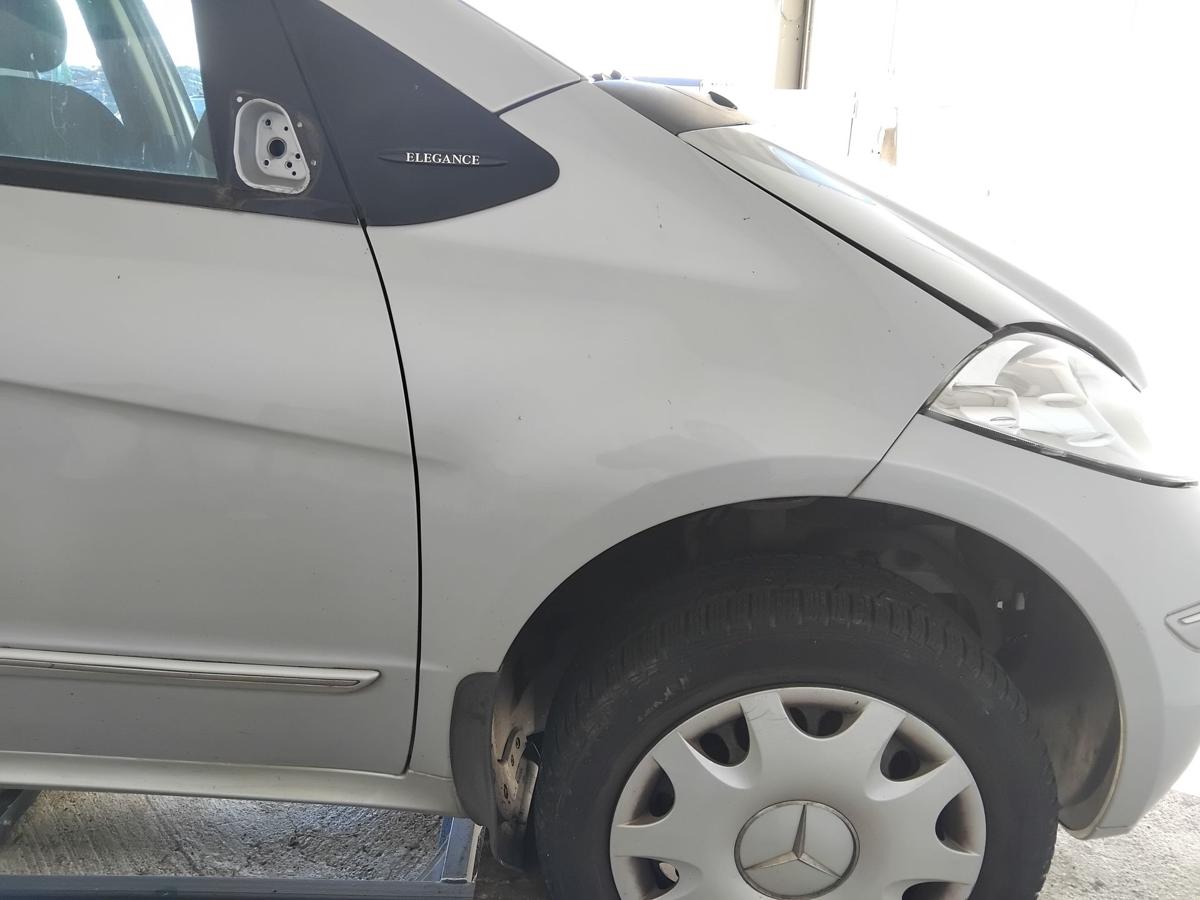 Mercedes W169 Kotfl&uuml;gel vorn rechts 761 Polarsilber Metallic BJ2005