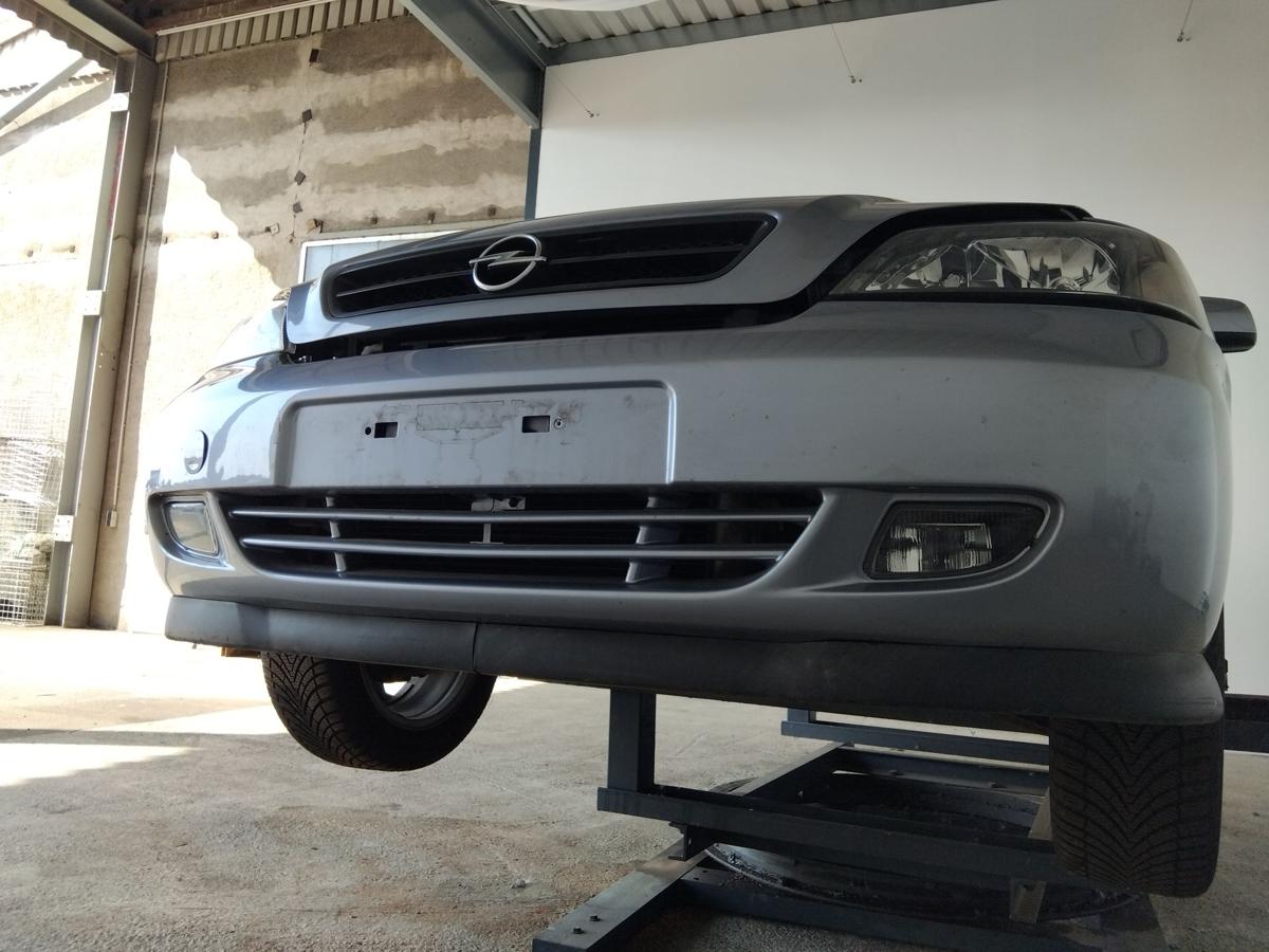 Opel Astra G Cabrio original Stoßfänger Stoßstange vorn BJ2004 Z163 Lichtsilber