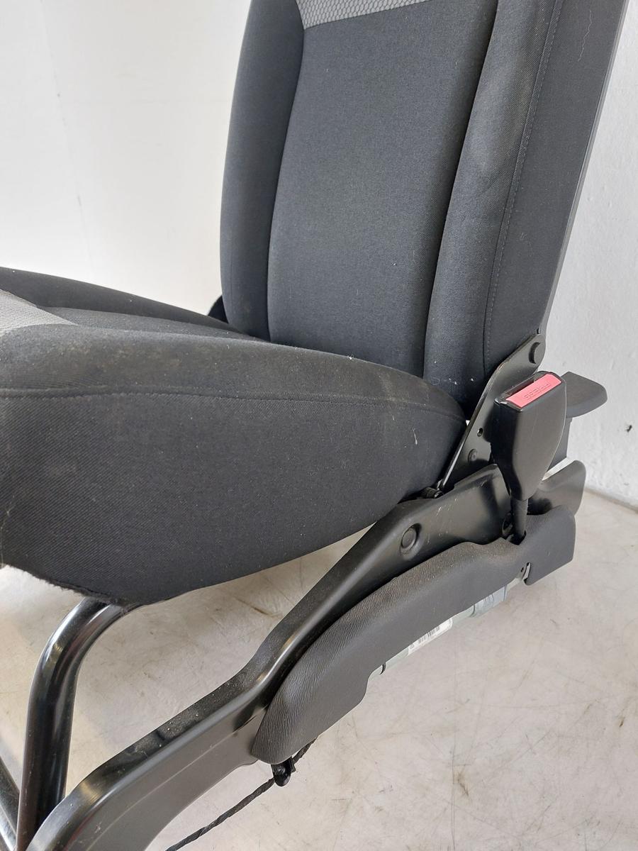 Renault Kangoo Typ W ab2013 Notsitz Klappsitz Beifahrersitz rechts Stoff OEM