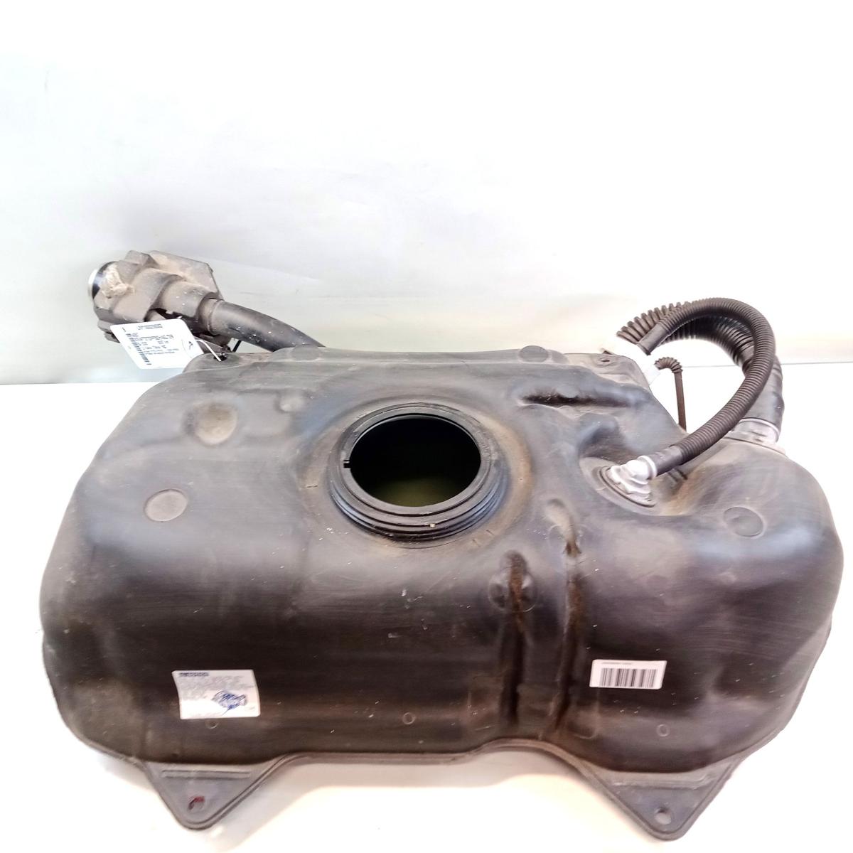 Toyota Yaris 3 Hybrid XP13 original Kraftstoffbeh&auml;lter Benzintank 1.5 Bj.2020