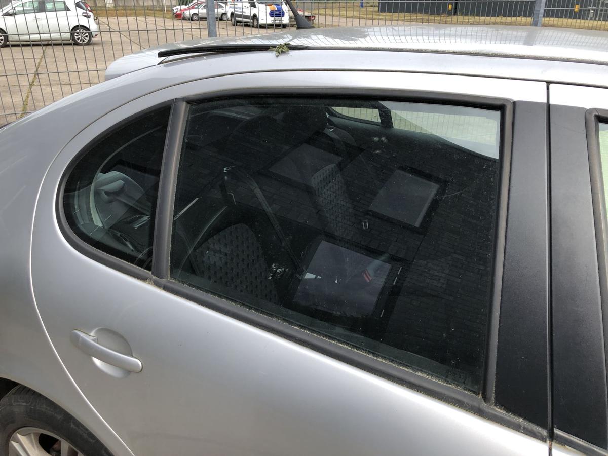 Seat Leon 1M Tür hinten rechts Fondtür im Rohbau LS7N Gris Artico Metallic