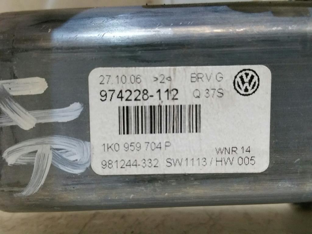 VW Passat 3C Limo Fensterhebermotor hinten rechts 1K0959704P