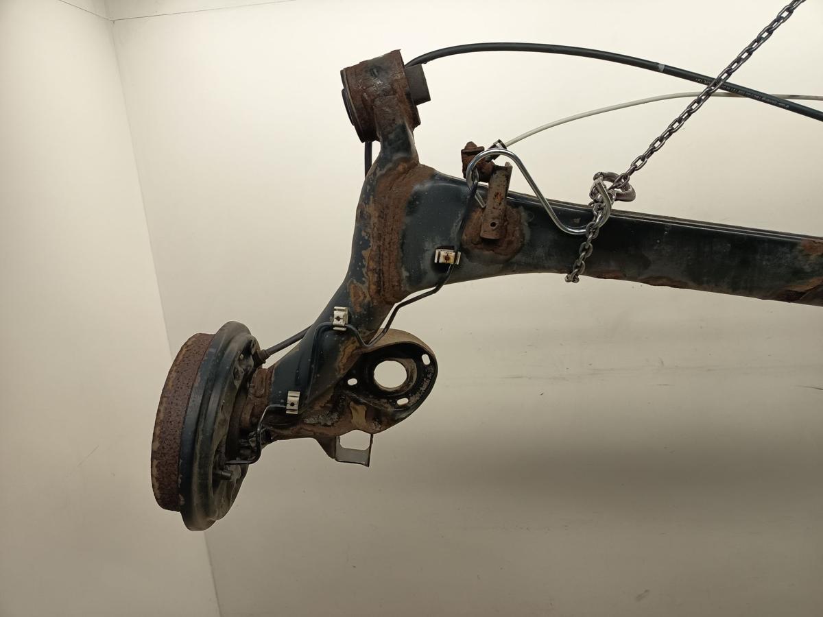 Skoda Fabia II 5J original Hinterachse Tr&auml;ger 5 Loch trommelgebremst Bj 2012