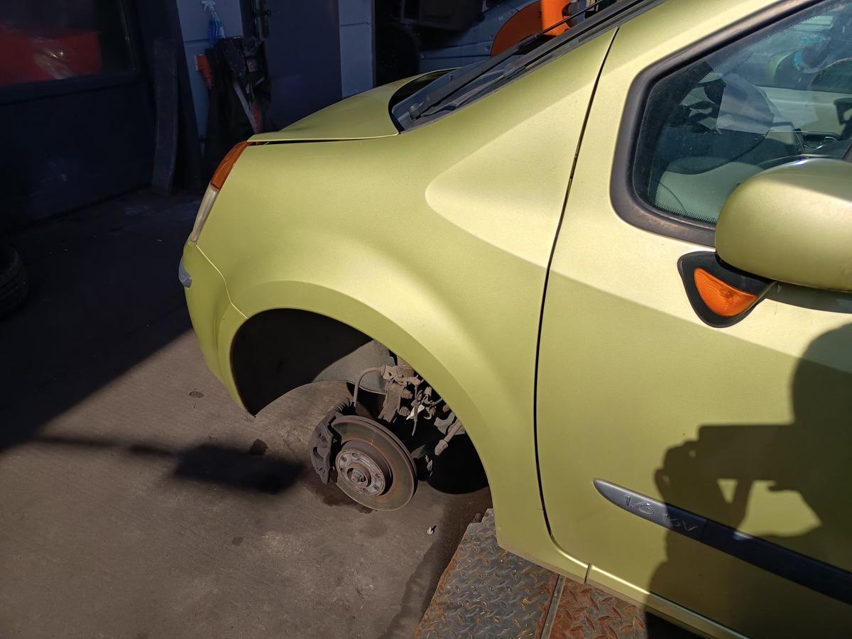 Renault Modus original Kotfl&uuml;gel links TED99 Gr&uuml;n vor Facelift Baujahr 2005