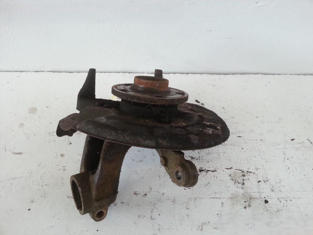 VW Polo 9N FUN Achsschenkel Radlagergeh&auml;use vorn rechts 1.4TDI 55kw Bj 04