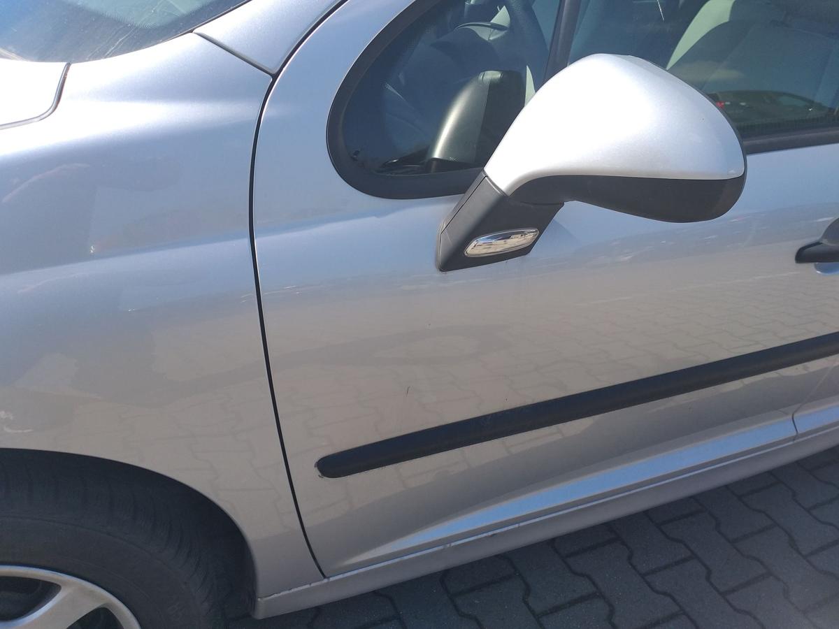 Peugeot 207 original T&uuml;r vorn links EZR Aluminium Grau 5-T&uuml;rer Rohbau Bj.2007