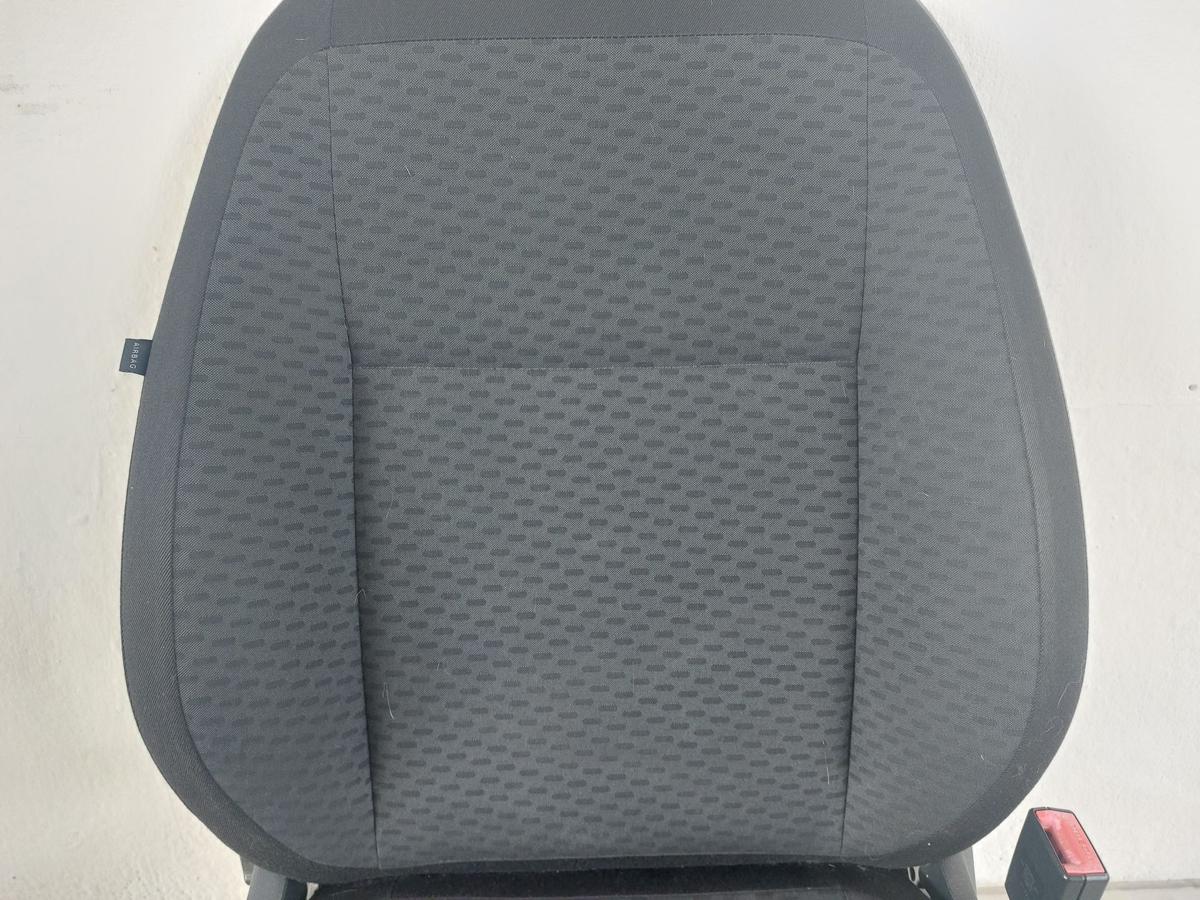 Skoda Roomster 5J Sitz vorn rechts Beifahrersitz Stoff mit Muster ohne Heizung