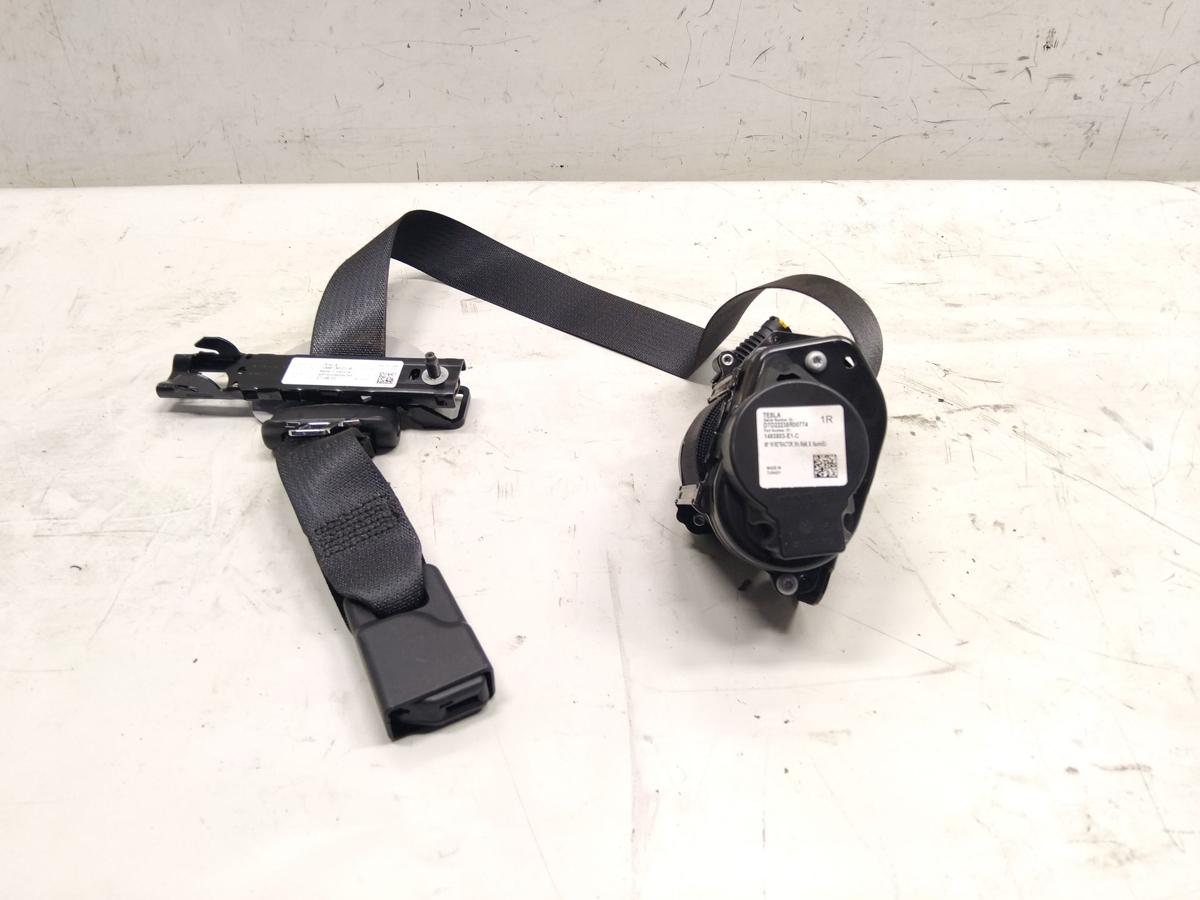 Tesla Model Y orig Sicherheitsgurt vorn rechts mit Gurtstraffer schwarz BJ2023