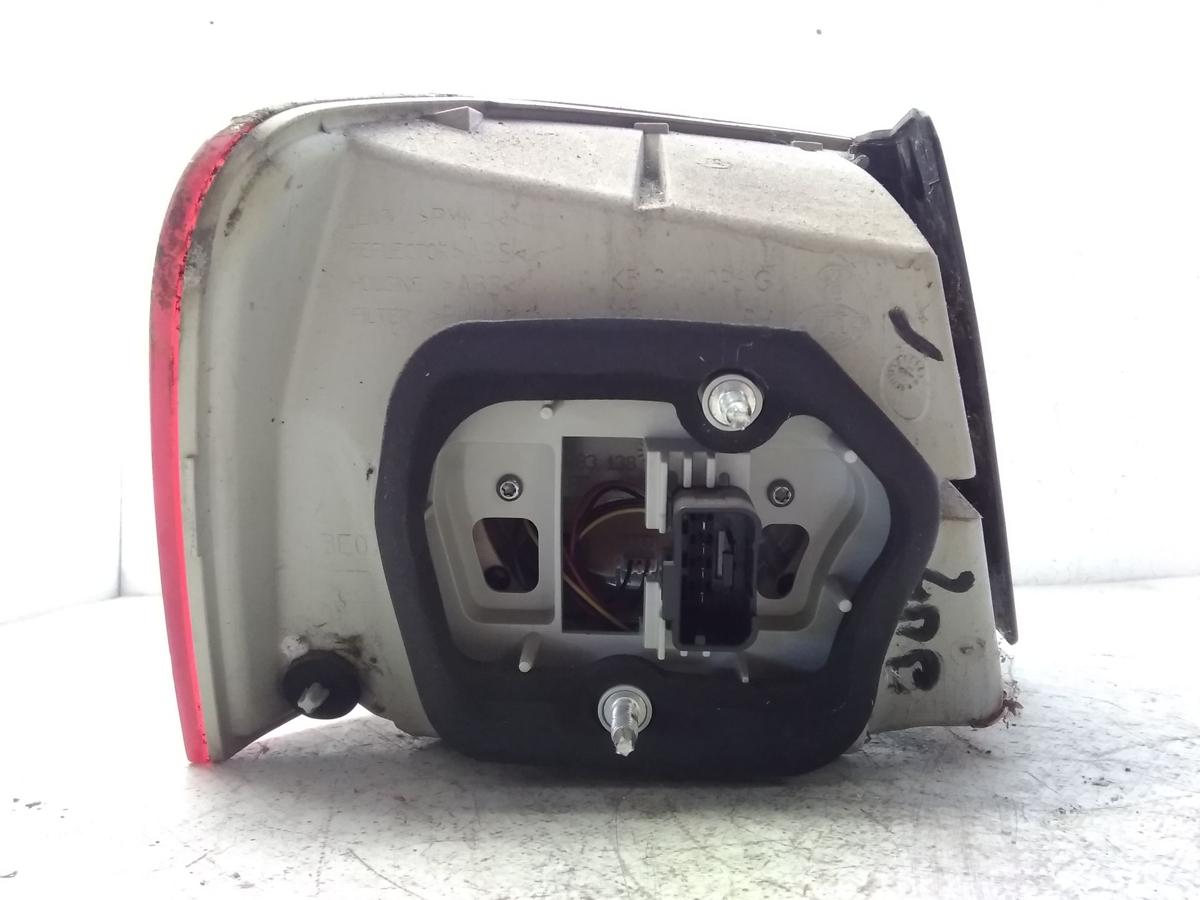 VW Jetta 5 1K2 original R&uuml;ckleuchte Heckleuchte rechts au&szlig;en LED BJ2006