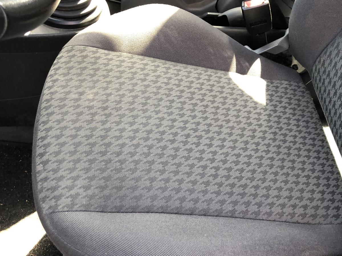 Ford Fusion JU2 Sitz vorn links Fahrersitz Stoff ohne Heizung Autositz