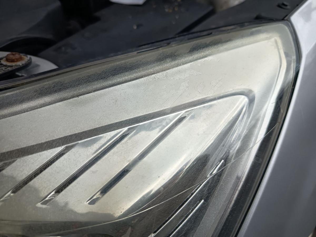 Ford Focus II DA3 original Scheinwerfer links Halogen Facelift Baujahr 2008