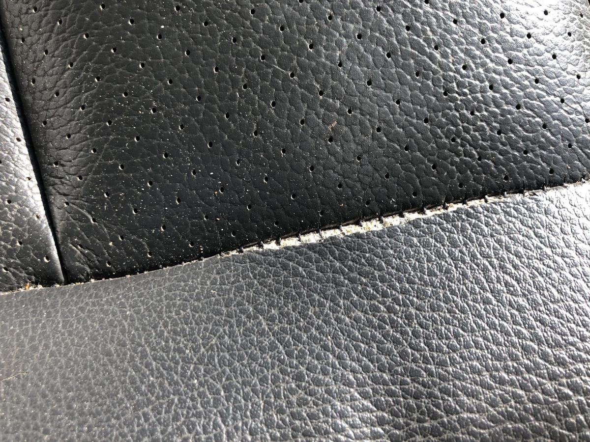 Dacia Duster 1 Typ HS Sitz vorn rechts Beifahrersitz Leder Kunstleder o Heizung