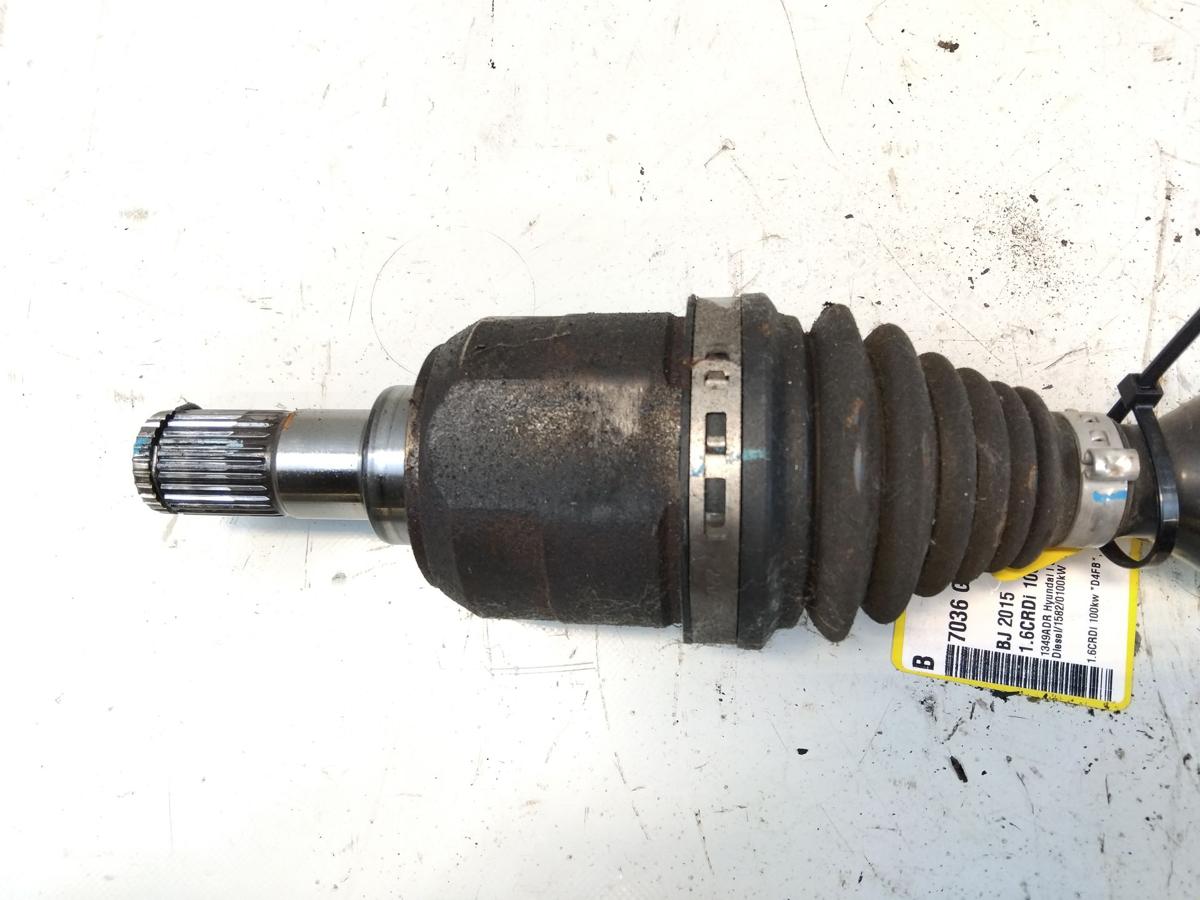 Hyundai i30 GD orig Antriebswelle Gelenkwelle vorn rechts 1.6CRDi 100kw BJ20015