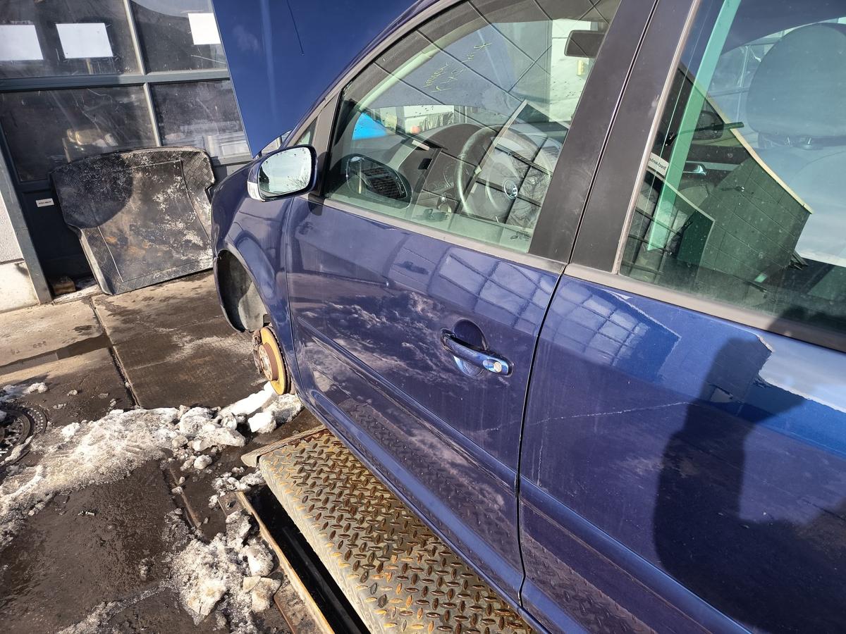 VW Touran 1T original T&uuml;r vorn links Fahrer B5N Indigoblau Bj 2006