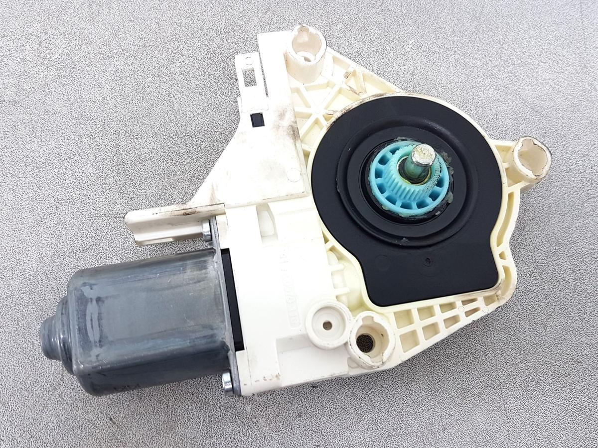 Audi A4 B8 Fensterhebermotor hinten links 8K0959811A Bj14 Motor Fensterheber