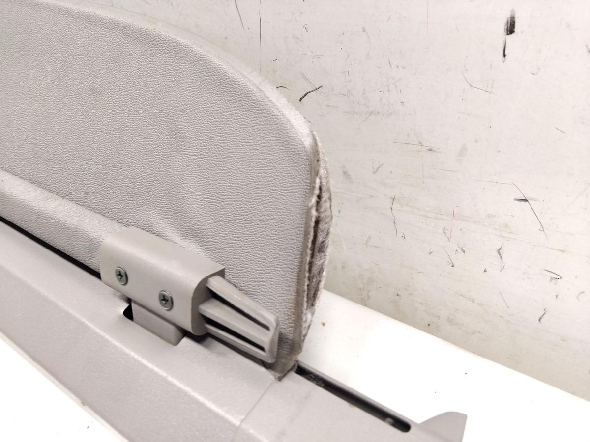 Nissan Primera P11 Kombi original Laderaumrollo hellgrau BJ2000