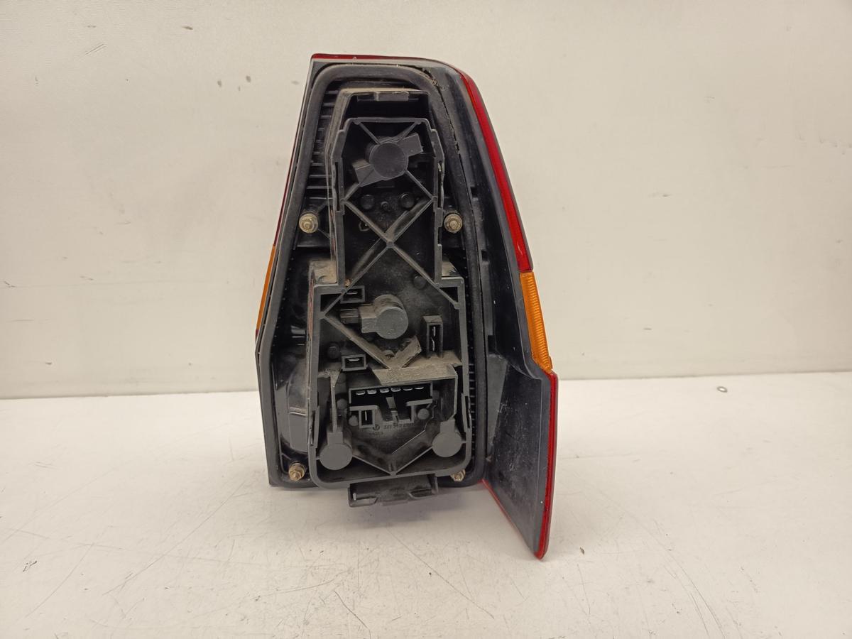 VW Passat Variant 32B Bj 1987 original R&uuml;ck-Heck-Schlussleuchte links
