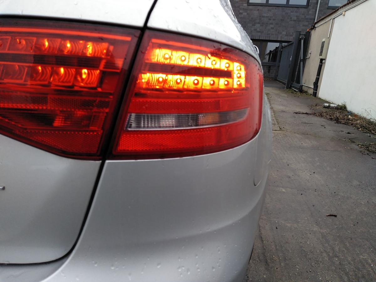 Audi A4 8K B8 Avant original R&uuml;ckleuchte Heckleuchte rechts LED Bj.2009