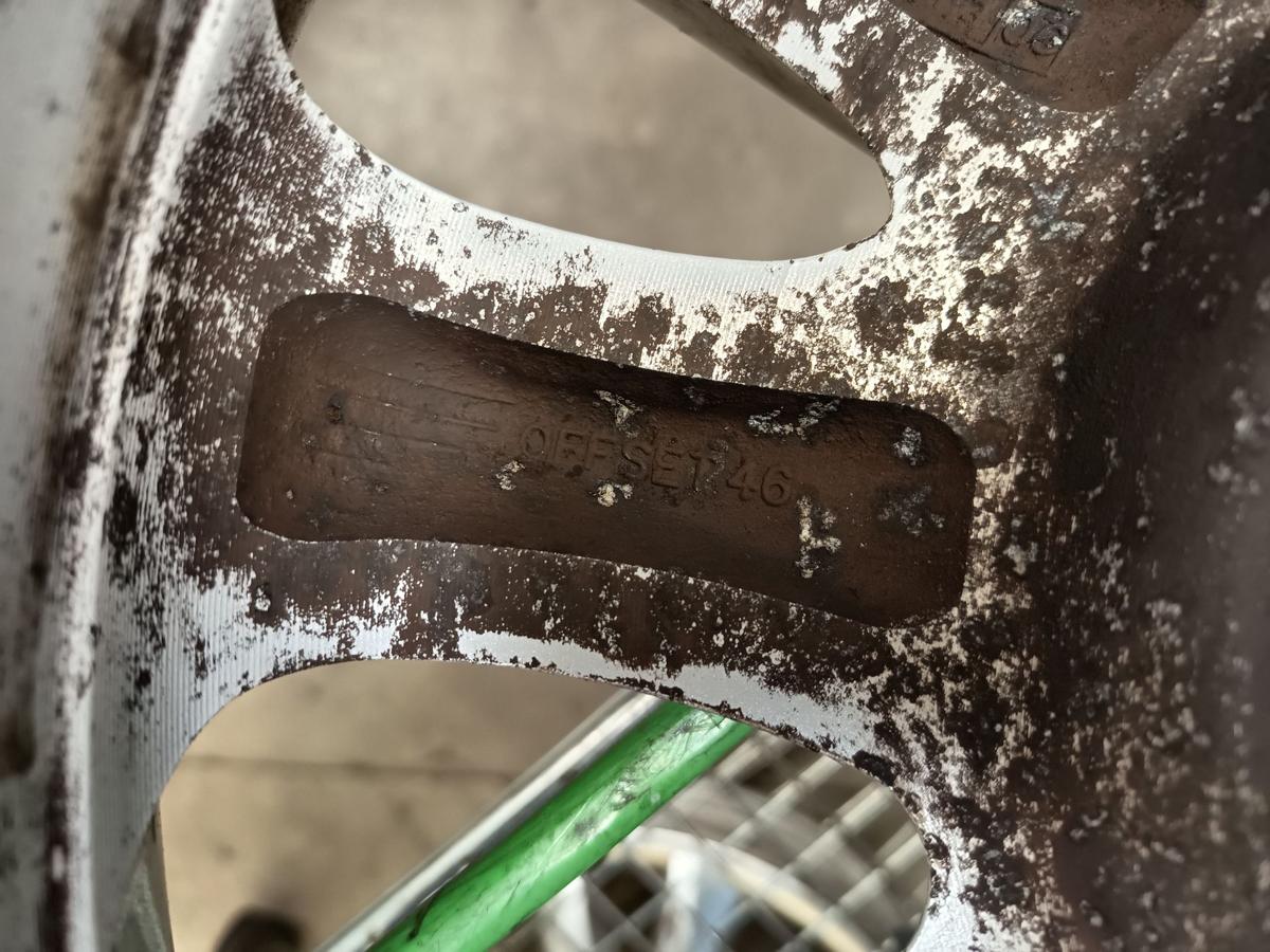 Kia Carnival III original Satz Alufelgen 6,5x17 ET46 529104D250 Bj 2006