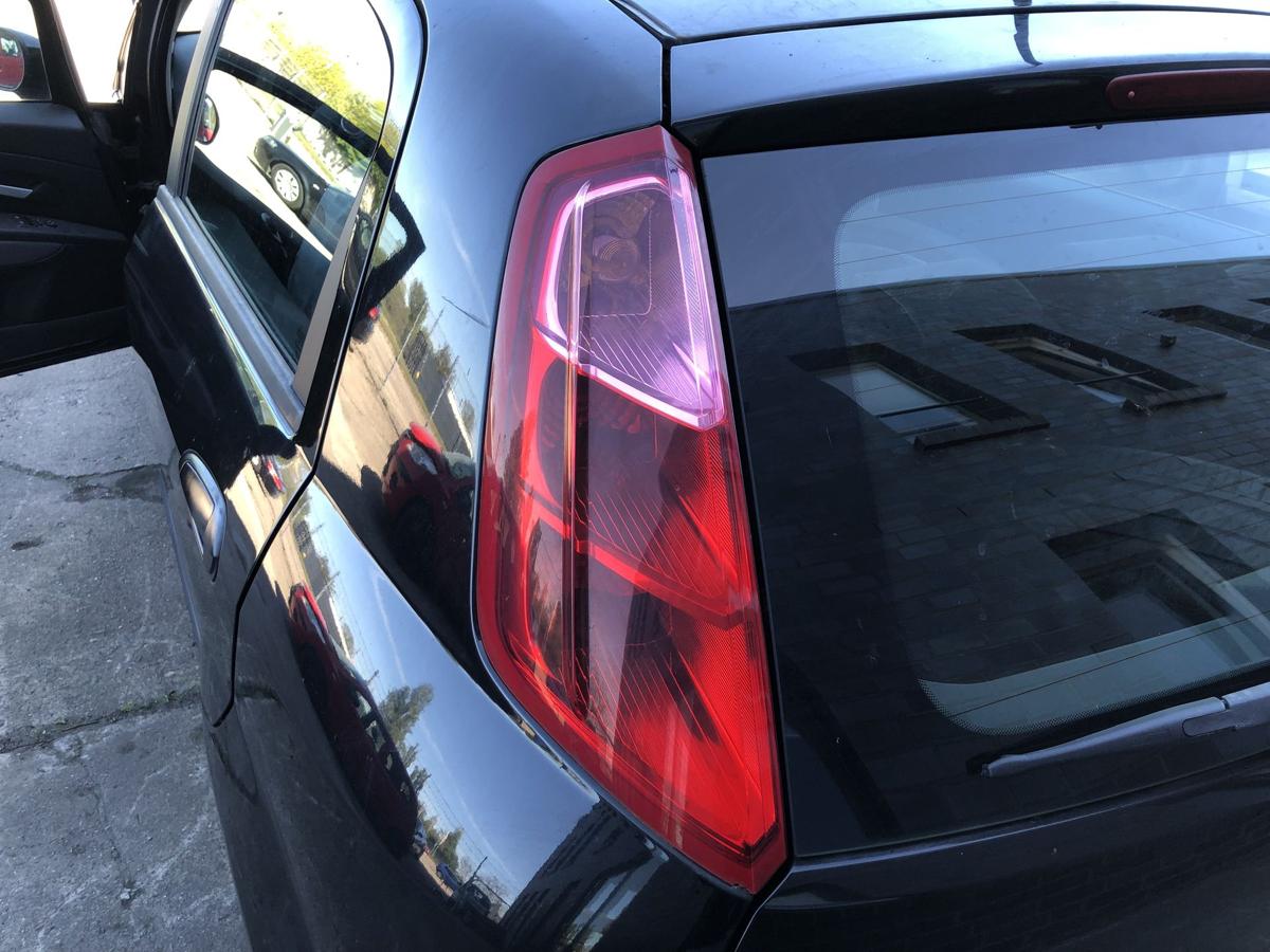 Fiat Grande Punto 199 R&uuml;ckleuchte links R&uuml;cklicht Heckleuchte bis 2009