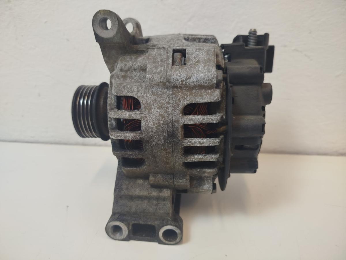 Mercedes A Klasse W169 Lichtmaschine Generator 90A OEM Valeo 2542955A