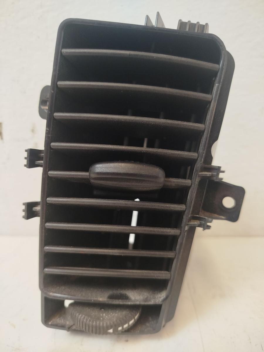 VW Crafter 35 2E Kasten Luftd&uuml;se Mittelkonsole rechts Luftdusche Ausstr&ouml;mer