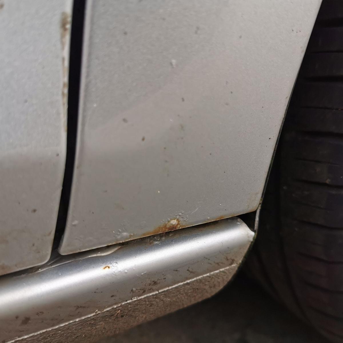 VW Golf V 5 Variant Kotflügel Fender Seitenwand vorn rechts LA7W Reflexsilber