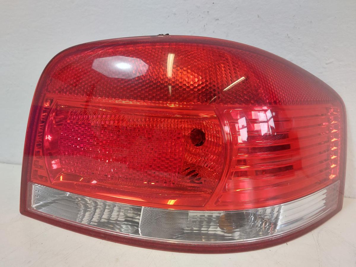 Audi A3 8P R&uuml;ckleuchte rechts R&uuml;cklicht Heckleuchte nur 3 t&uuml;rer bis 2008