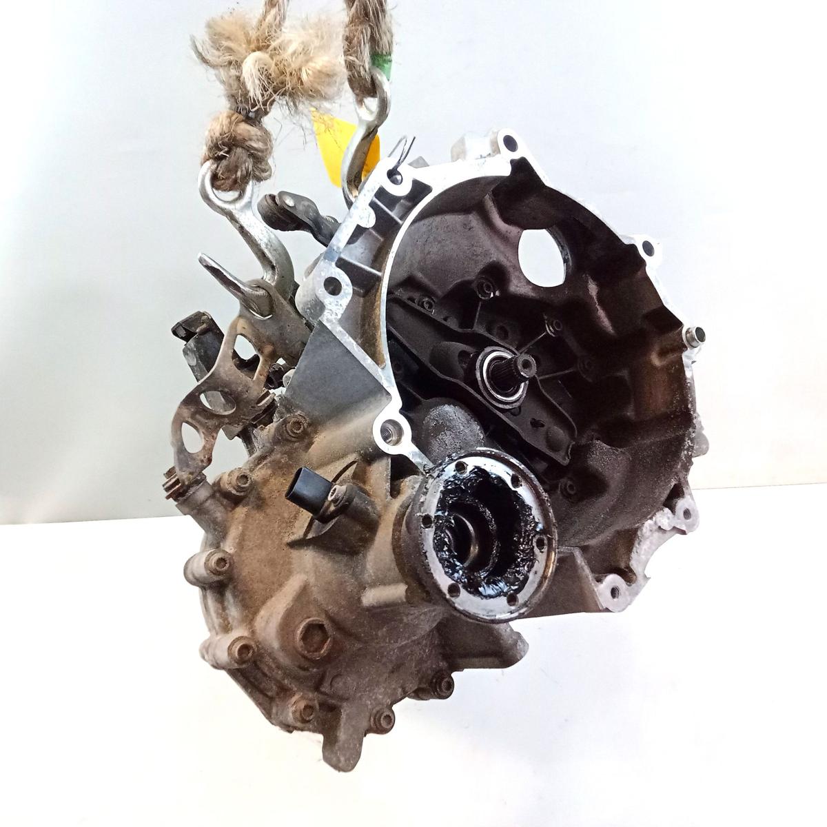 VW Polo 9N1 5 Gang Schaltgetriebe FCU FCV 1.4 55kw BJ2001 98005km