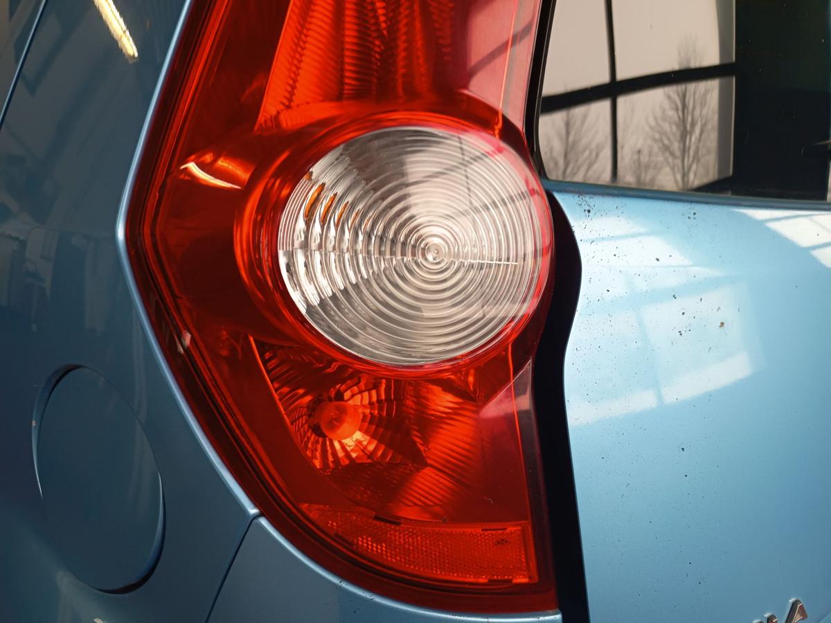 Agila B original R&uuml;ckleuchte links Heck Schluss Licht Bj 2008