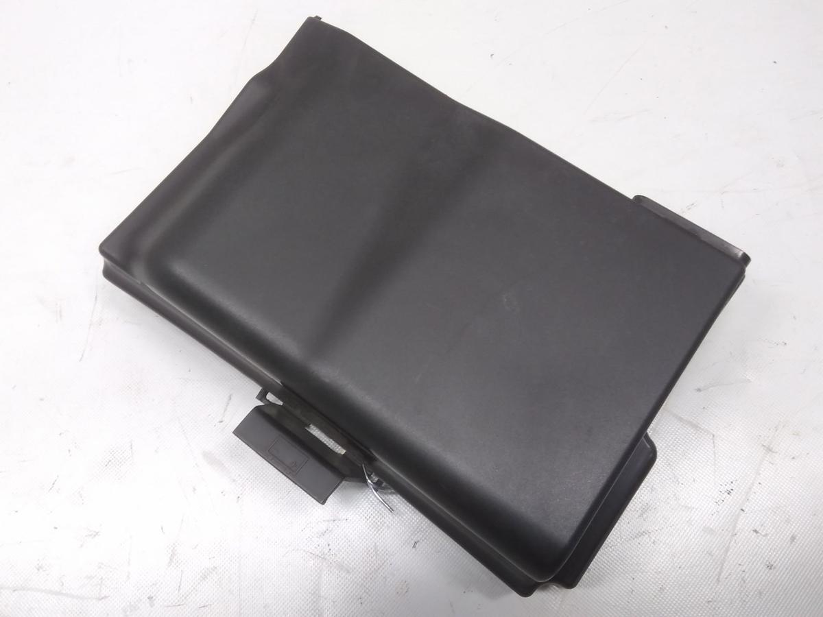 Skoda Fabia 1 6Y Sicherungsträger Batteriedeckel 6Q0937550F 6Q0915429D BJ2005