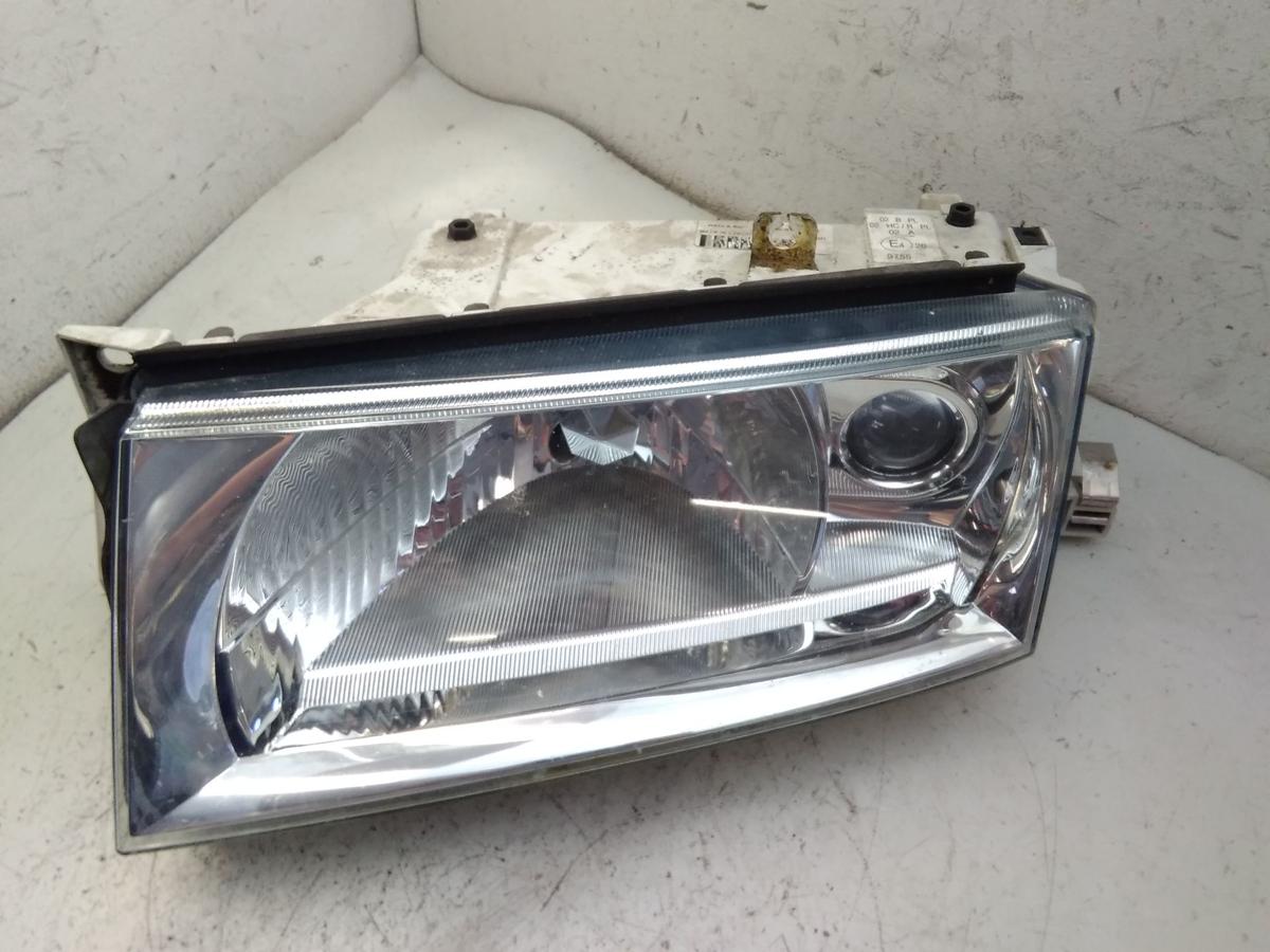 Skoda Octavia 1U orig Scheinwerfer links Facelift mit Nebelscheinwerfer BJ2005