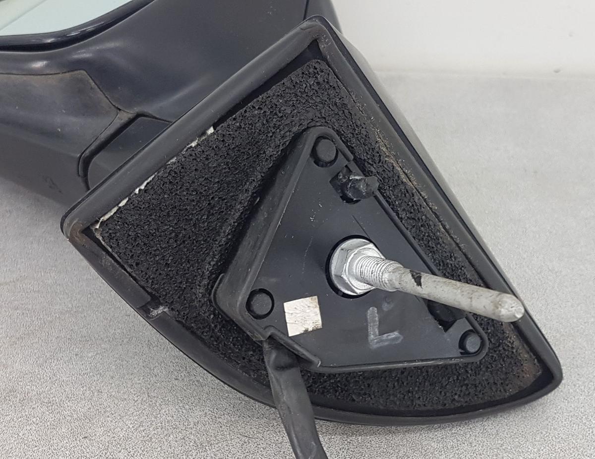 Peugeot 407 Außenspiegel links in EXL Obsidianschwarz Bj2006 elek 7 Pins