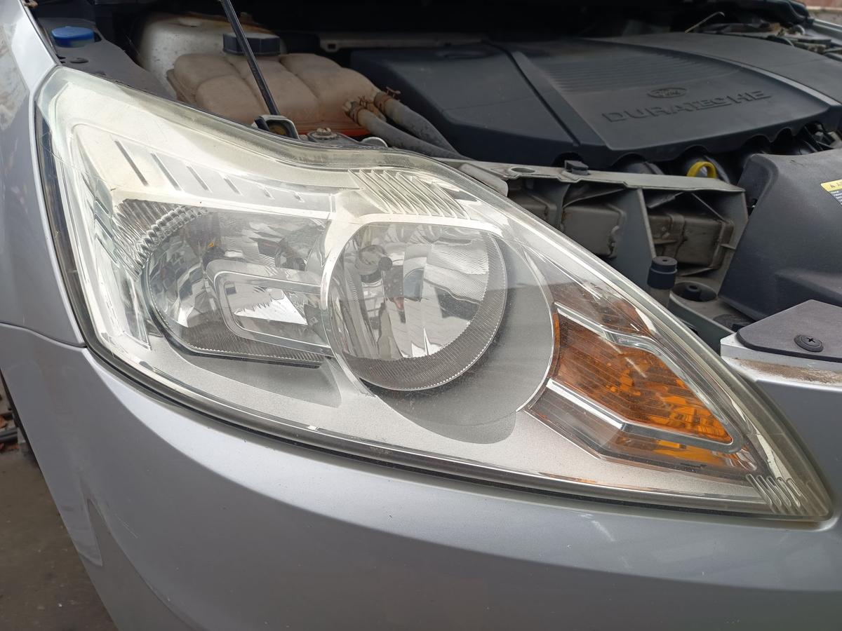 Ford Focus II DA3 original Scheinwerfer rechts Halogen Facelift Bj 2008