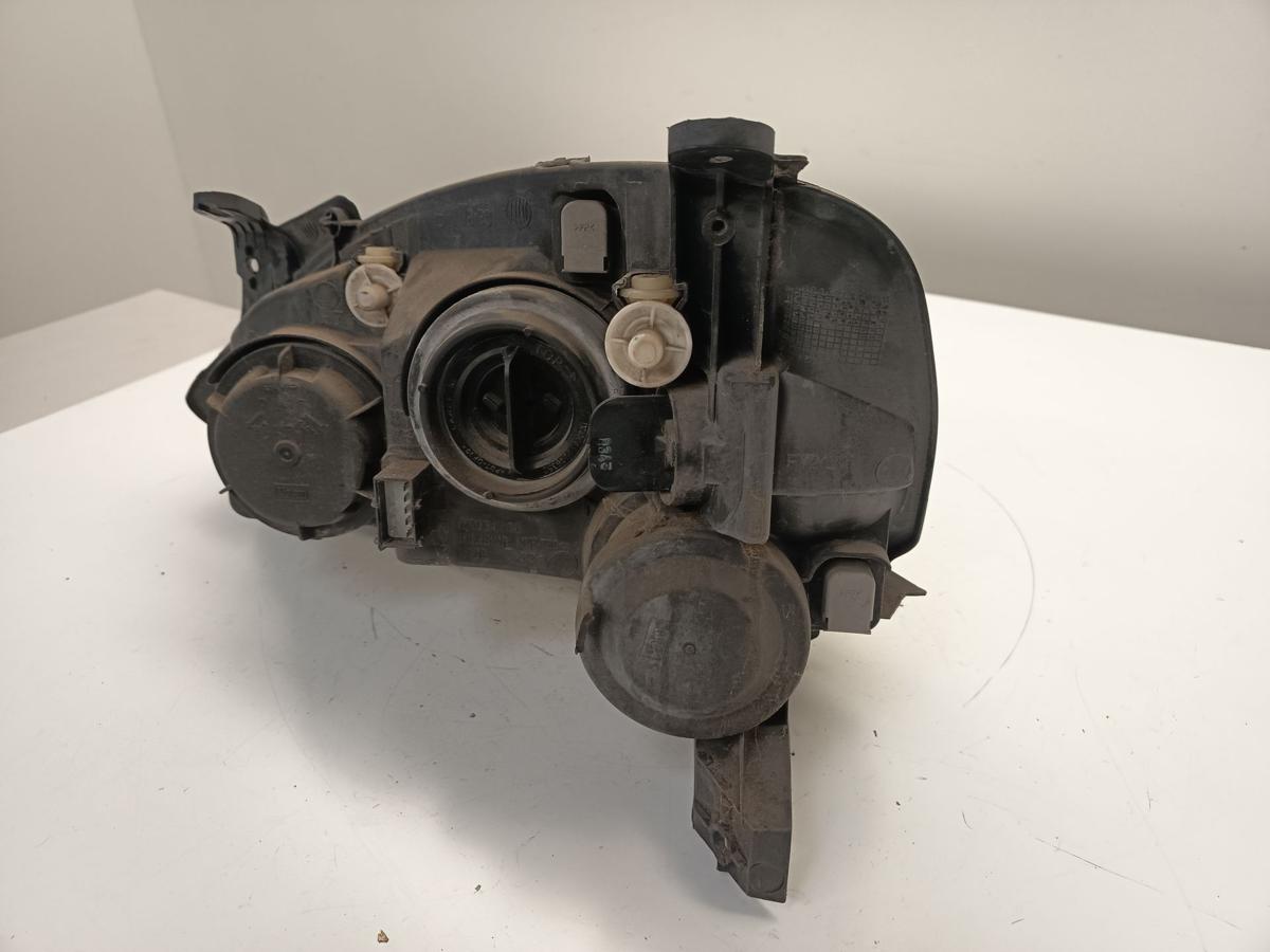 Opel Corsa C orig Scheinwerfer Hauptscheinwerfer links Halogen Bj 2004