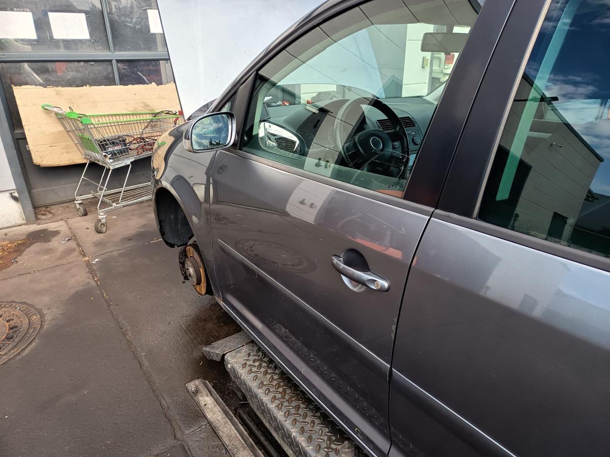 VW Touran 1T original Tür vorn links Fahrer D7X Platingrau Bj 2006