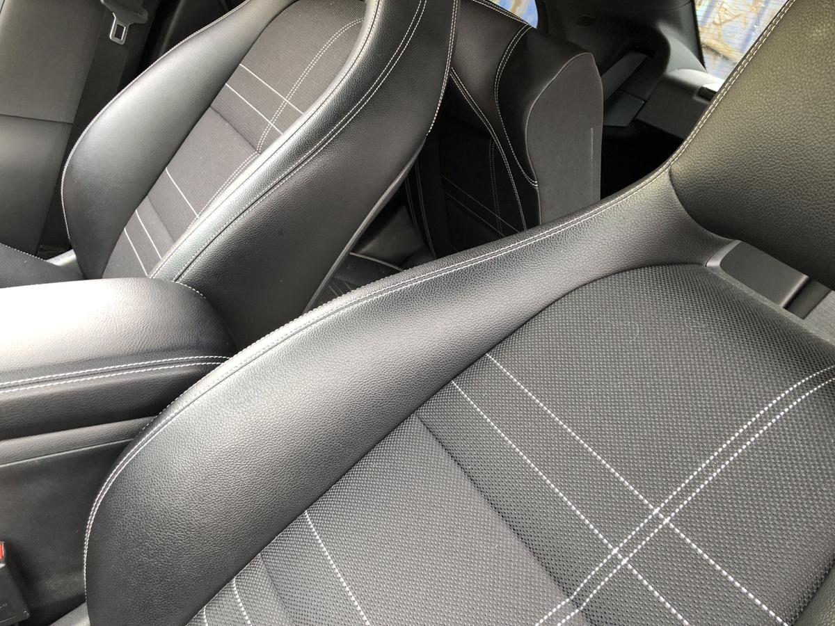 Mercedes CLA C117 bis 16 Sitz vorn links Fahrersitz Stoff Leder Artico Memory