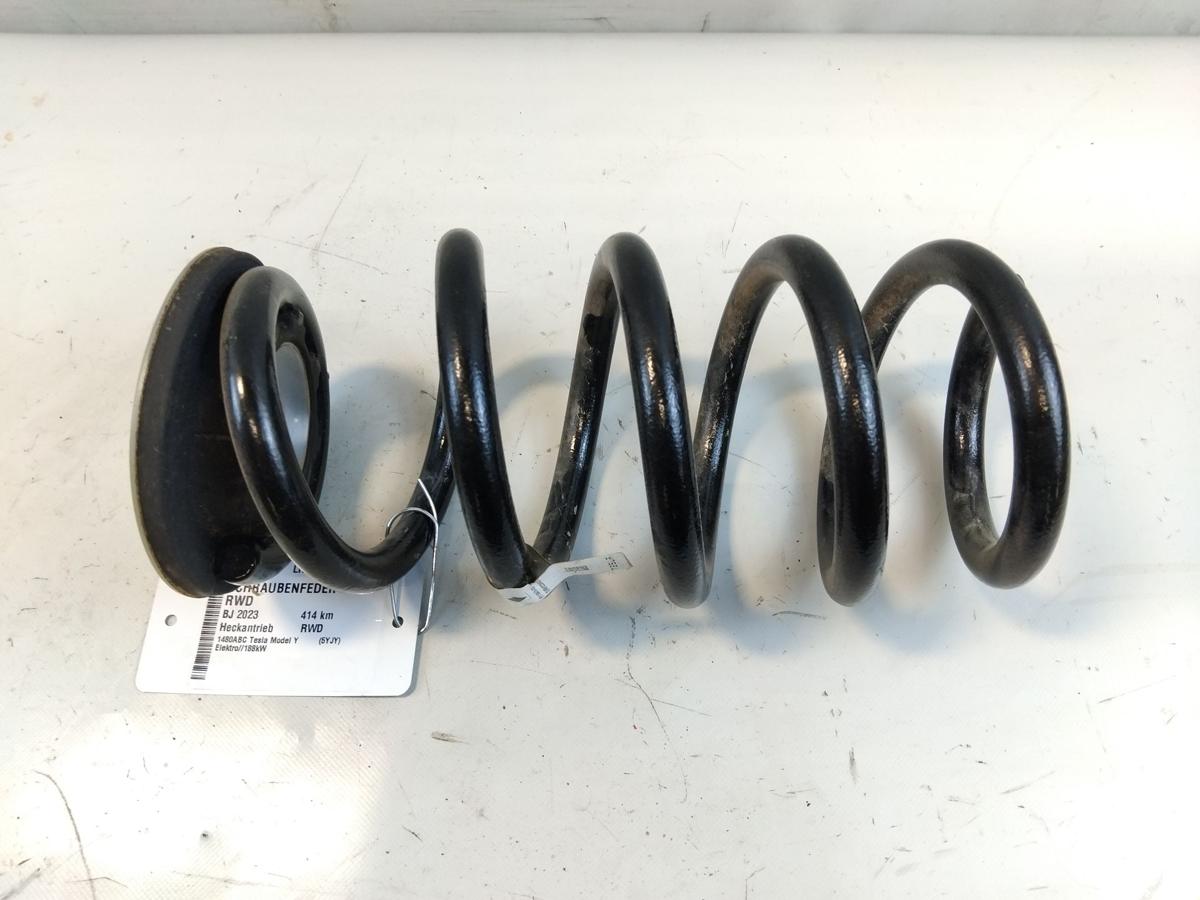 Tesla Model Y RWD original Schraubenfeder hinten / Hinterachse Bj.2023