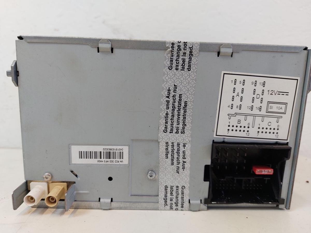 VW Golf 5 Variant Radio Autoradio RCD 300 Originalteil kein Code vorhanden