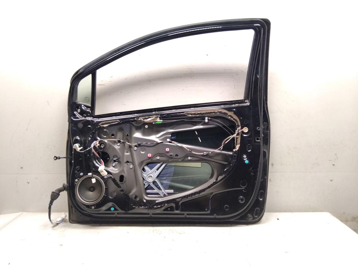 Toyota Yaris 2 XP9 orig T&uuml;r vorn rechts Beifahrert&uuml;r 209 schwarz 3t&uuml;rig BJ2011