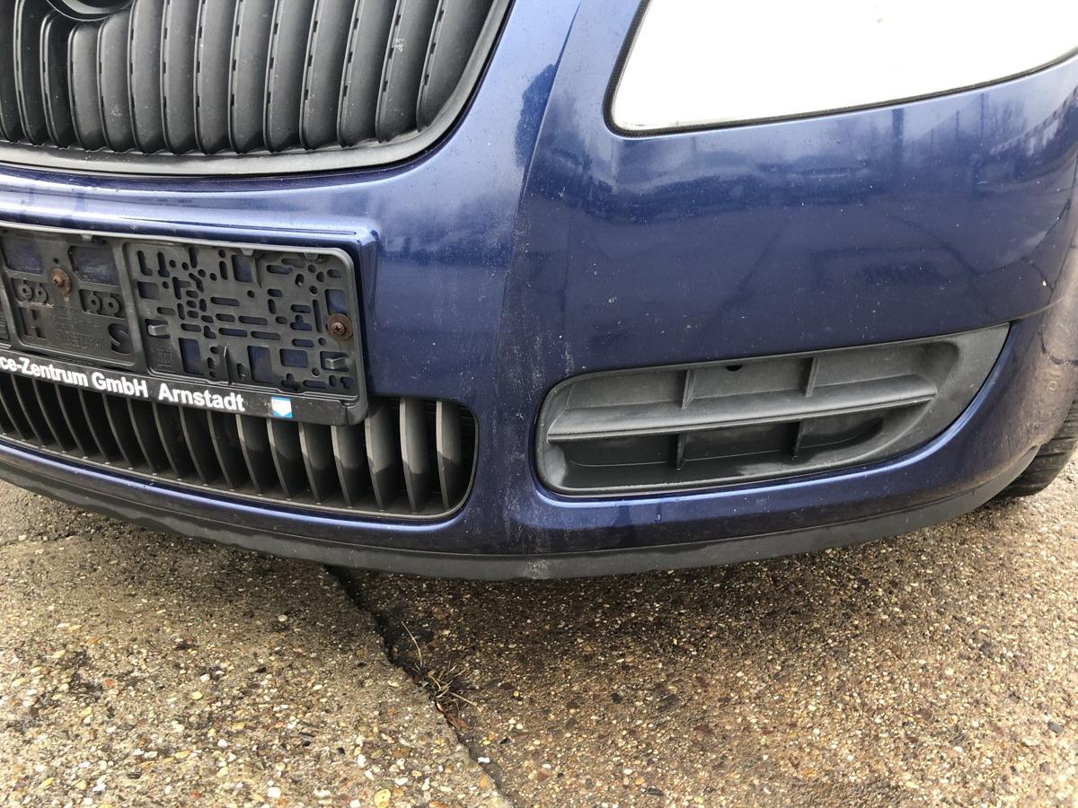 Skoda Fabia 2 Typ 5J Sto&szlig;f&auml;nger vorn Frontsch&uuml;rze LF5Q Storm Blau 06 bis10