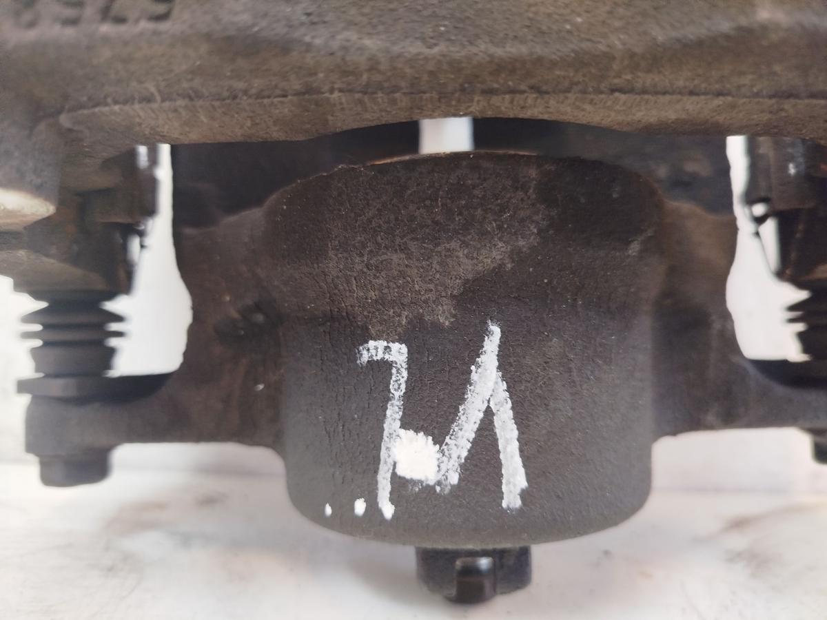 Nissan Qashqai J11 Bremssattel vorn links Sattel Bremszange 1.2 85kw