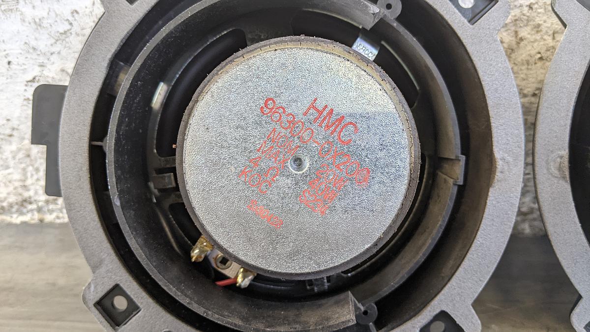 Hyundai i10 PA Lautsprecher T&uuml;r vorn links und rechts 963000X200 963000X210