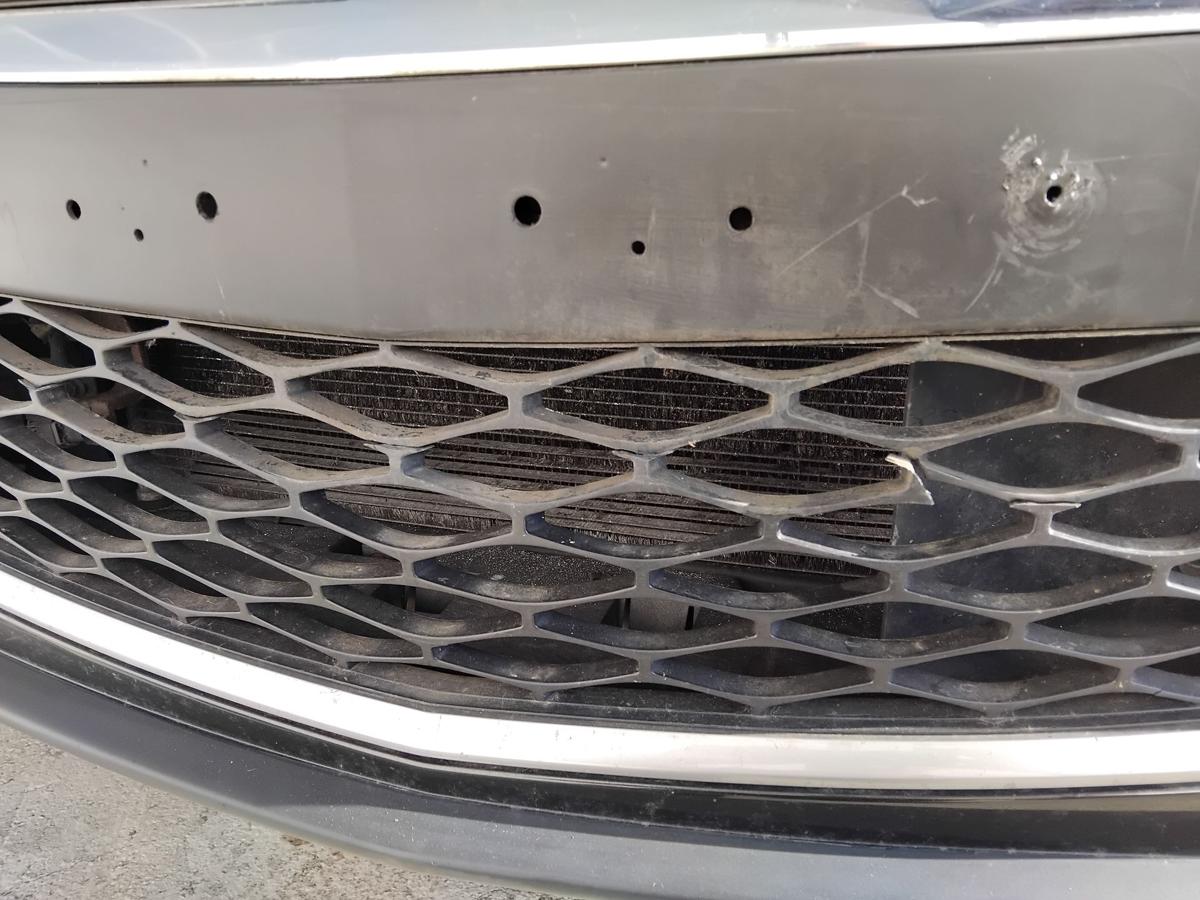 Mazda CX-7 ER Facelift original Stossf&auml;nger Sto&szlig;stange vorn SRA BJ2010 M&auml;ngel